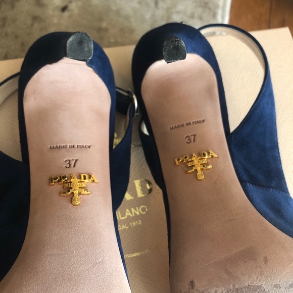 Prada Heels - Picture 7 of 10